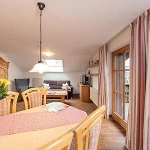 Arkadia Apartment